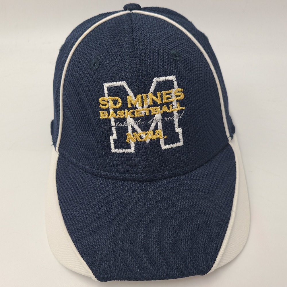 South Dakota Mines Hat Fitted S-M New Era 39Thirty Blue White NCAA Basketball SD